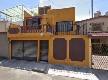 Casa de 3 habitaciones, Azcapotzalco · Casa en Venta, Col. Ex - Hacienda del Rosario, Azcapotzalco, Cdmx.