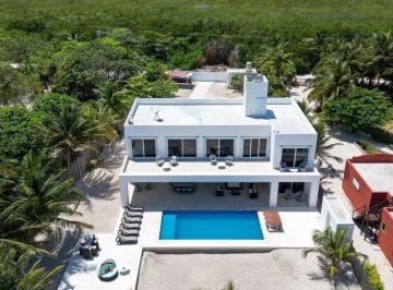 Casa · 1000m² · 5 Recámaras · 8 Estacionamientos · Casa en Venta Playa Turqueza