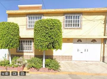 Departamento de 4 habitaciones, Ecatepec de Morelos · Casa en Venta en Viveros Xalostoc Ecatepec. Remate Bancario