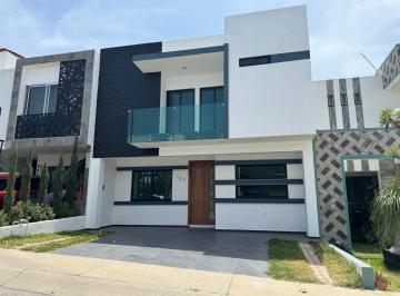 Casa de 4 habitaciones, Zapopan · Casa Nueva en Coto Español, Valle Imperial, Zapopan
