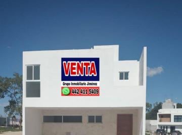 Casa · 168m² · 4 Recámaras · 4 Estacionamientos · Casa - Ciudad Maderas Residencial Querétaro