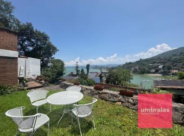 Casa de 6 habitaciones, Valle de Bravo · Casa en Venta en Avandaro, Valle de Bravo en La 2da Línea del Lago