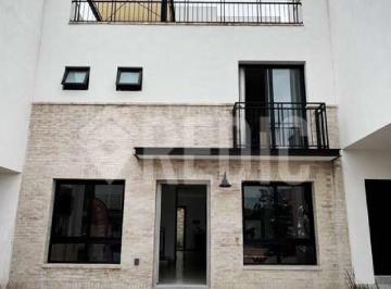 Casa de 4 habitaciones, Querétaro · Estrena Casa de 4 Hab. en Jurica