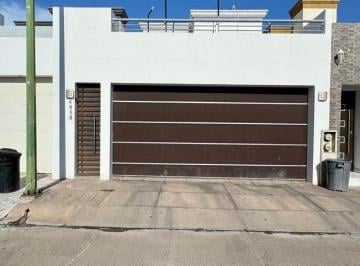 Casa · 86m² · 3 Recámaras · 2 Estacionamientos · Casa en Venta en Portafe Zona Norte Culiacán Sinaloa