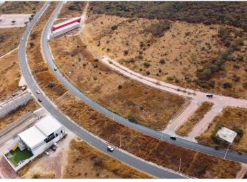 Terreno comercial · 840m² · Terreno Comercial en Ciudad Maderas Residencial Querétaro