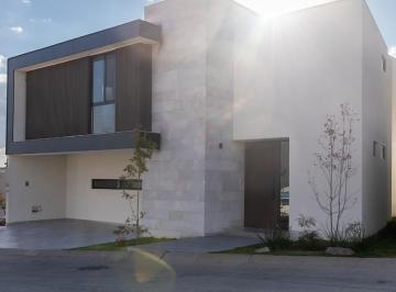 Casa en condominio · 253m² · 3 Recámaras · 2 Estacionamientos · Casa en Venta en Lomas del Molino