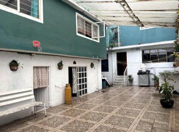 66f93d2bf9781df40a47e590ac8399a870fb73f334c6e39dbeda417b6c18d927 · Venta Casa con 3 Viviendas y un Local