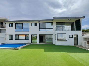 Casa de 4 habitaciones, Cuernavaca · Casa Moderna en Fracc Rancho Tetela