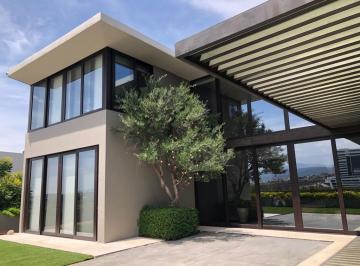 Casa de 3 habitaciones, León · Casa de Lujo en Venta en El Molino Residencial