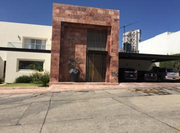 Casa de 3 habitaciones, León · Casa en Venta en Jardines del Campestre