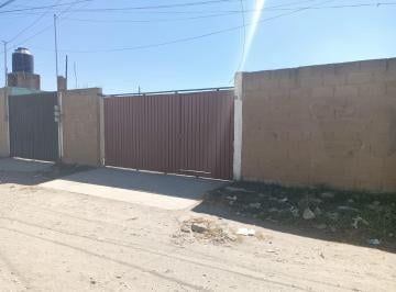 Local comercial · 110m² · 6 Estacionamientos · Bodega Renta en Santa María Magdalena Ocotitlan