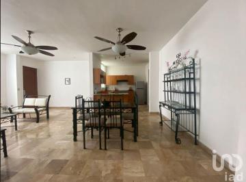 Departamento · 130m² · 3 Recámaras · 1 Estacionamiento · Departamento en Venta Sobre Av Tulum en Cancun Quintana Roo