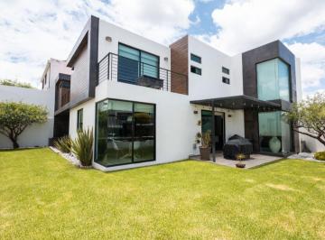 Casa en condominio de 3 habitaciones, San Andrés Cholula · Casa en Venta con Jardín en Lomas de Angelópolis II Zona Azul