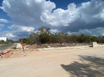 Terreno / Lote , Mérida · Terreno en Esquina, en Zona de Gran Crecimiento.