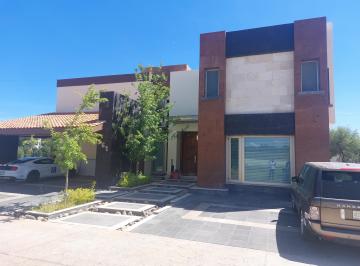 Casa de 4 habitaciones, Durango · Residencia Moderna de 4 Recamaras C/b en Haciendas Campestre.