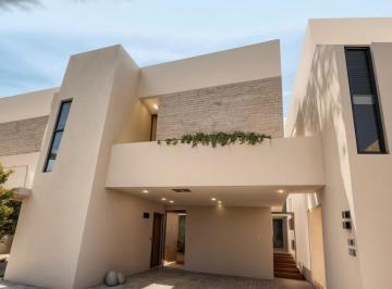 Casa de 3 habitaciones, El Marqués · Casa en Venta Entre Zibatá y El Refugio, 3 Recámaras, 2.5 Baños, 171 m²