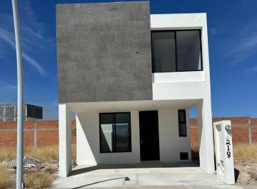Casa en condominio · 135m² · 3 Recámaras · 2 Estacionamientos · Casa en Venta en San Emilion