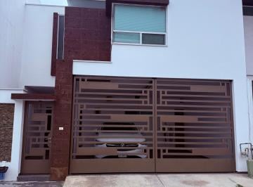 Casa de 4 habitaciones, Monterrey · Casa en Venta Cumbres Elite