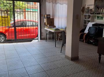 Casa de 4 habitaciones, Jiutepec · Venta de Casa en Civac Centro
