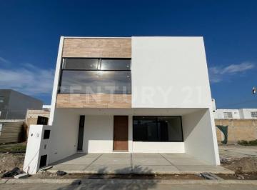 Casa · 245m² · 3 Recámaras · 2 Estacionamientos · Casa en Pre Venta - del Álamo Residencial - San Pedro Cholula