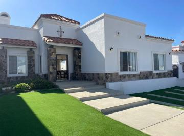 Casa · 128m² · 2 Recámaras · 2 Estacionamientos · Casa en Venta en El Descanso, Rosarito B. C.