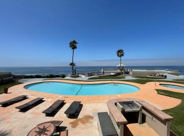 Departamento · 200m² · 2 Recámaras · 2 Estacionamientos · Departamento en Venta, Costa Bella en Playas de Rosarito