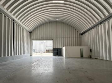 Bodega comercial · 630m² · 4 Estacionamientos · Bodegas en Renta de 630 m², en Playas de Rosarito