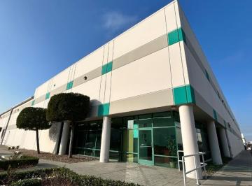 Bodega comercial · 6426m² · 99 Estacionamientos · Nave Industrial en Renta de 6,426.01 m², en Otay, Tijuana