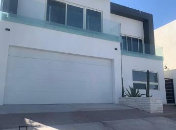 Casa de 4 habitaciones, Chihuahua · Casa en Venta o Renta | Bosques de San Francisco