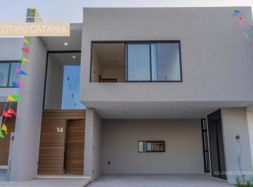 Casa de 3 habitaciones, Boca del Río · Casa en Venta Fracc. Lomas del Dorado