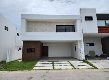 Casa · 203m² · 3 Recámaras · 2 Estacionamientos · Estrena Casa en Exclusivo Fraccionamiento Punta Tiburón Acabados de Lujo