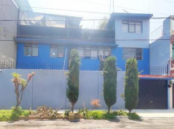Casa uso de suelo de 5 habitaciones, Iztacalco · Amplia Casa 301 m² Construcción. Sobre Playa Caleta Negociable