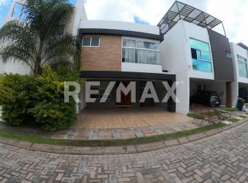 Casa · 194m² · 4 Recámaras · 2 Estacionamientos · Casa en Venta Fraccionamiento Arboreto - (4)