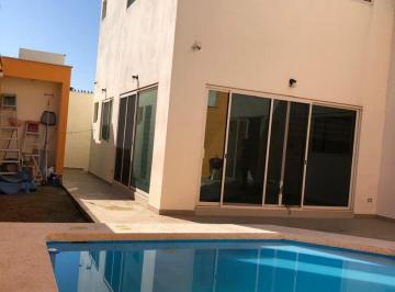 Casa · 434m² · 4 Recámaras · 3 Estacionamientos · Casa - Antigua Hacienda Santa Anita