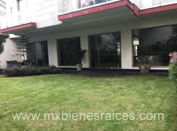 Casa · 870m² · 4 Recámaras · 9 Estacionamientos · Hermosa Casa en Bosque de Las Lomas