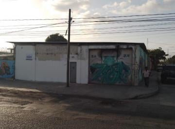 Bodega comercial · 224m² · 4 Estacionamientos · Bodega Industrial en Renta, Av. Leona Vicario, Cancún, Quintana Roo.