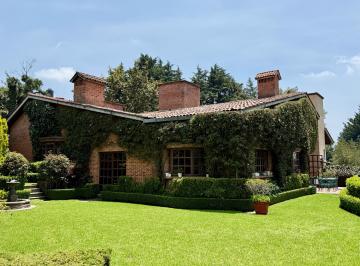 Casa en condominio de 3 habitaciones, Cuajimalpa de Morelos · Casa en Condominio en Venta en Acopilco en Fraccionamiento con Club Hípico