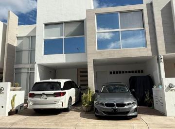 Casa de 3 habitaciones, El Marqués · Habitación en Renta Zibata a 5 Min Anahuac