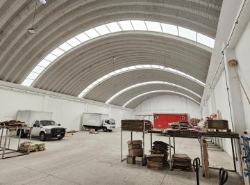 Local comercial · 1145m² · 5 Estacionamientos · Bodega en Renta en Parque Industrial Deit
