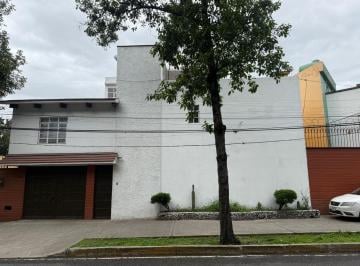 Casa de 3 habitaciones, Tlalpan · Excelente Casa Al Lado de Club de Golf México