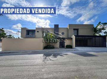 Casa · 336m² · 3 Recámaras · Residencia en Pre - Venta, Col. Petrolera, $9'900,000