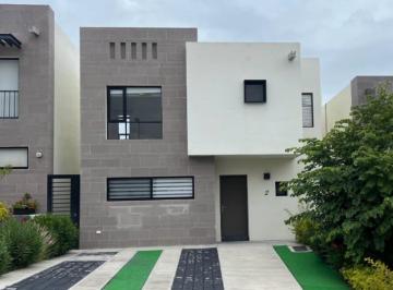 Casa en condominio · 150m² · 3 Recámaras · 2 Estacionamientos · PH - Fraccionamiento Zibatá