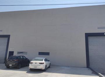Bodega comercial · 875m² · 178 Estacionamientos · Bodega en Renta 800 m en Parque Santa Catarina Nuevo León