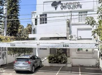 Casa · 309m² · 5 Recámaras · Casa en Venta con Uso de Suelo Comercial Ideal Para Proyecto Vertical