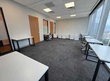 Oficina · 43m² · Oficina en Renta en Valle Oriente