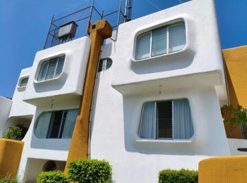 Casa de 3 habitaciones, Cuernavaca · Se Vende Casa en La Pradera