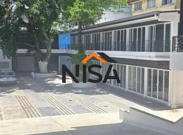 Local en centro comercial , Córdoba · Céntricos Locales en Renta Desde 24 m² en Centro Comercial