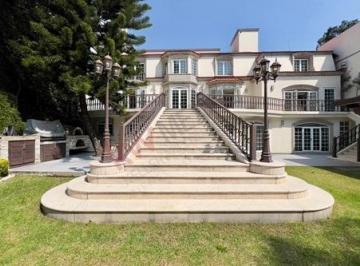Casa · 436m² · 4 Recámaras · 9 Estacionamientos · Impresionante Casa en Jardines del Pedregal, Cdmx
