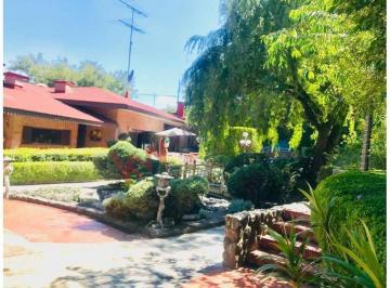 N/A · Amplia Casa en Venta Fuente de Paseo - Lomas Anáhuac.