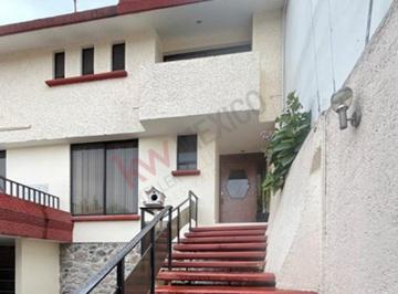 N/A · Casa con Excelente Ubicacion y Seguridad en El Corazon de Interlomas